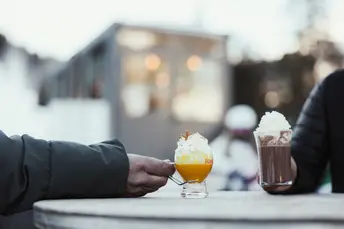 Bombardino e cioccolata calda sulle piste ad Arabba