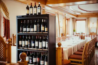 Vini Hotel Alpenrose